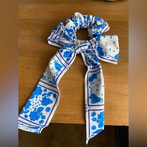 Simons Blue and White Hair Scrunchie with Bow